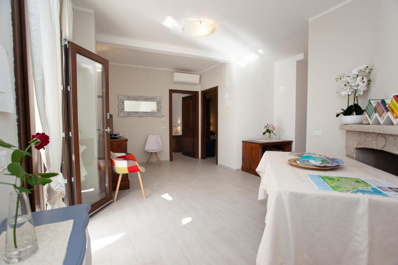 Lu Lioni Rooms San Teodoro  Exterior photo